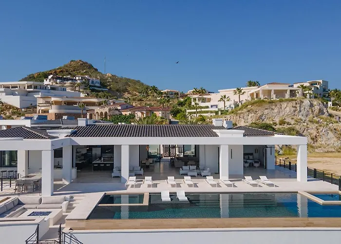 Poco Paraiso Villa