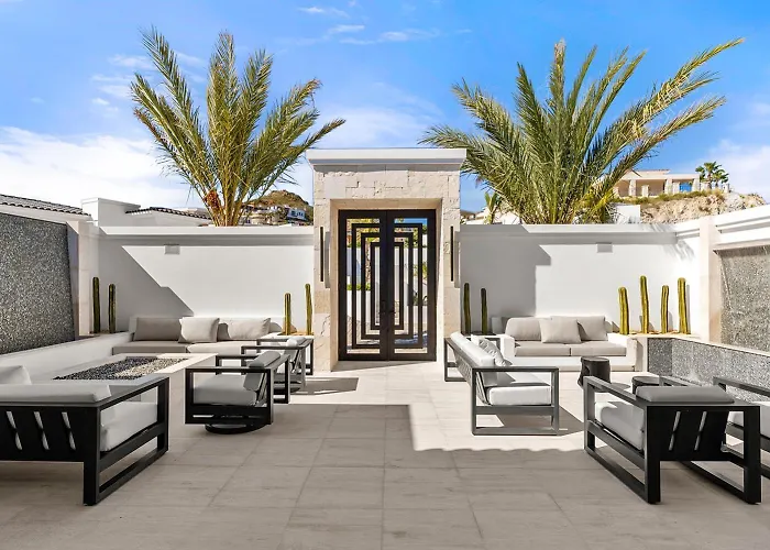 Poco Paraiso Villa